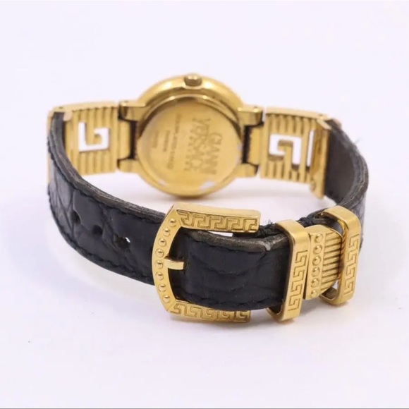 Versace 14k Gold Plated Watch AMAZING!! - Picture 3 of 9